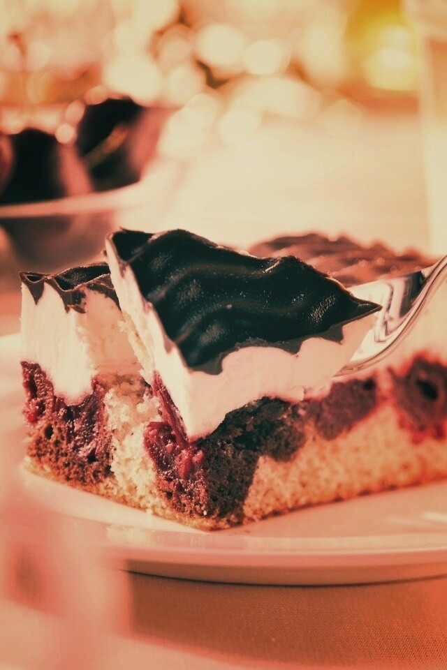 Вишневое пирожное обои