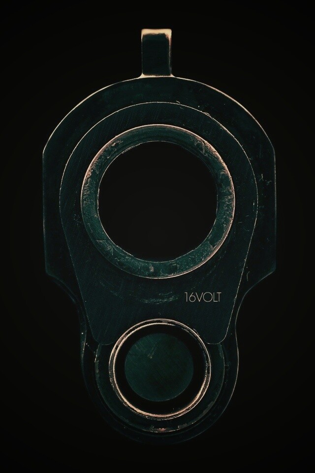 Дуло пистолета обои