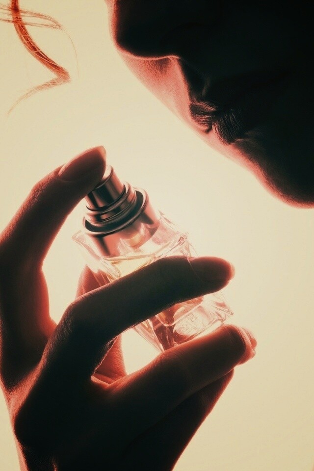 Шанель №5 обои