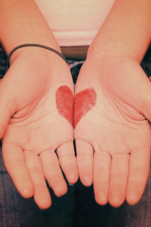 Нарисованное сердце обои