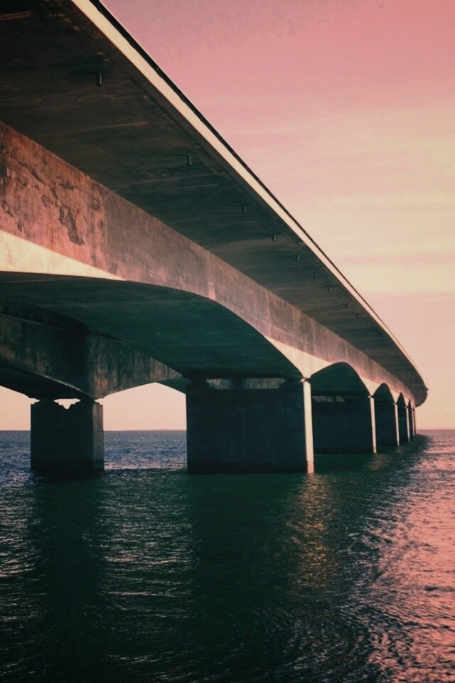 Опоры моста обои