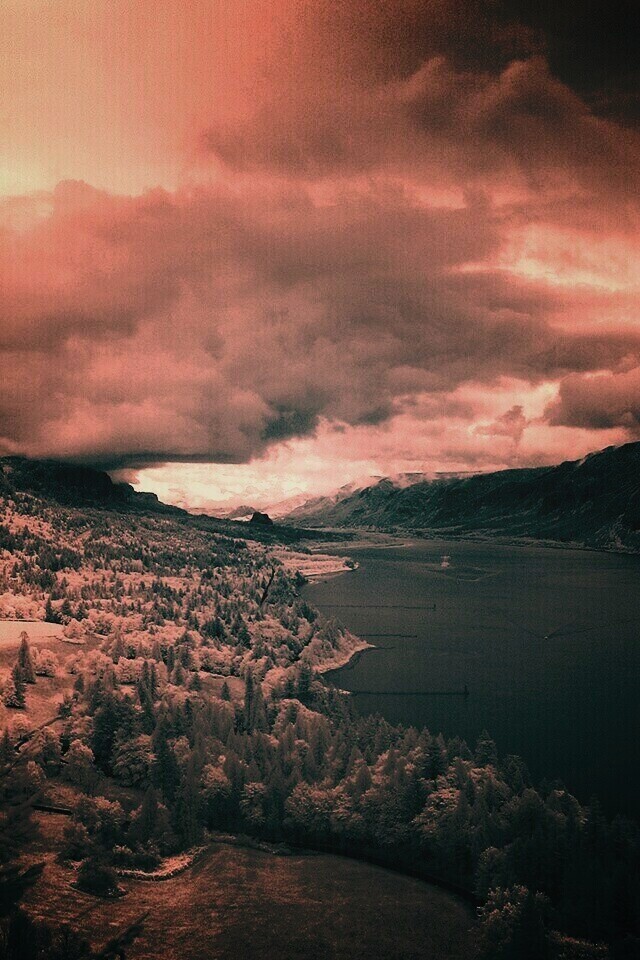 Беспокойное небо обои