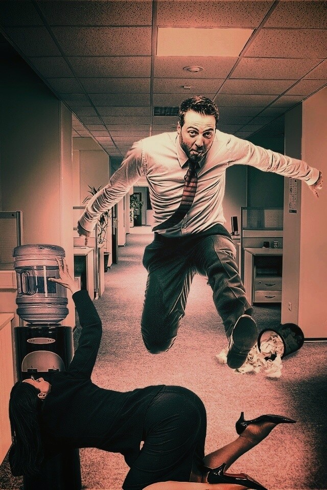 Ещё один день в офисе обои