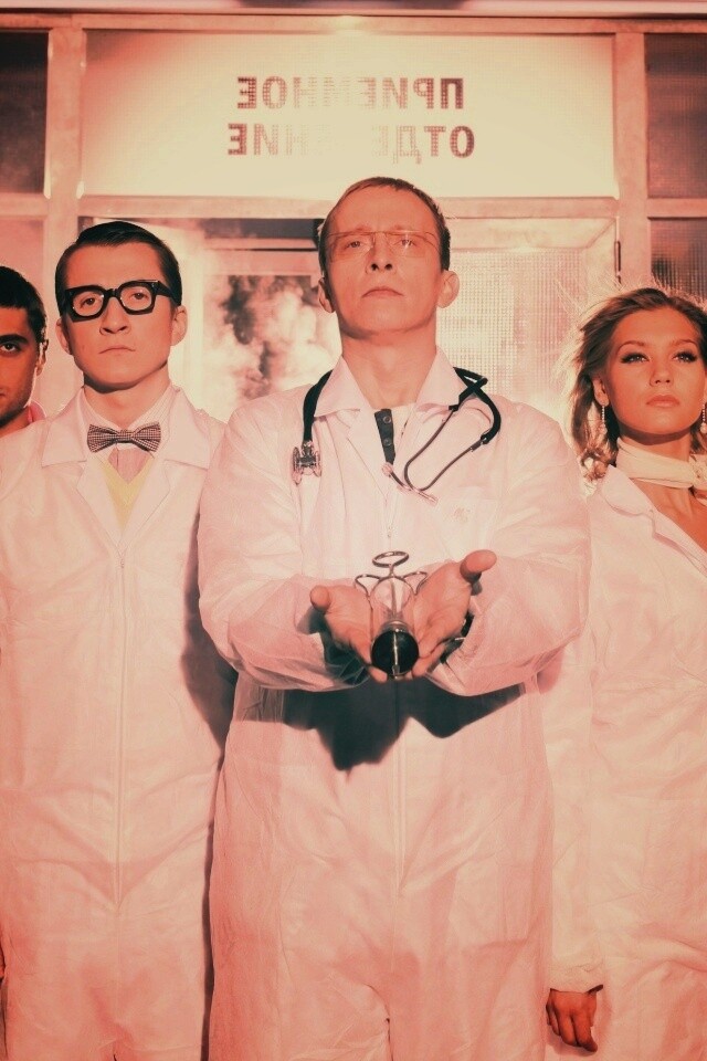 Спешат на помощь обои