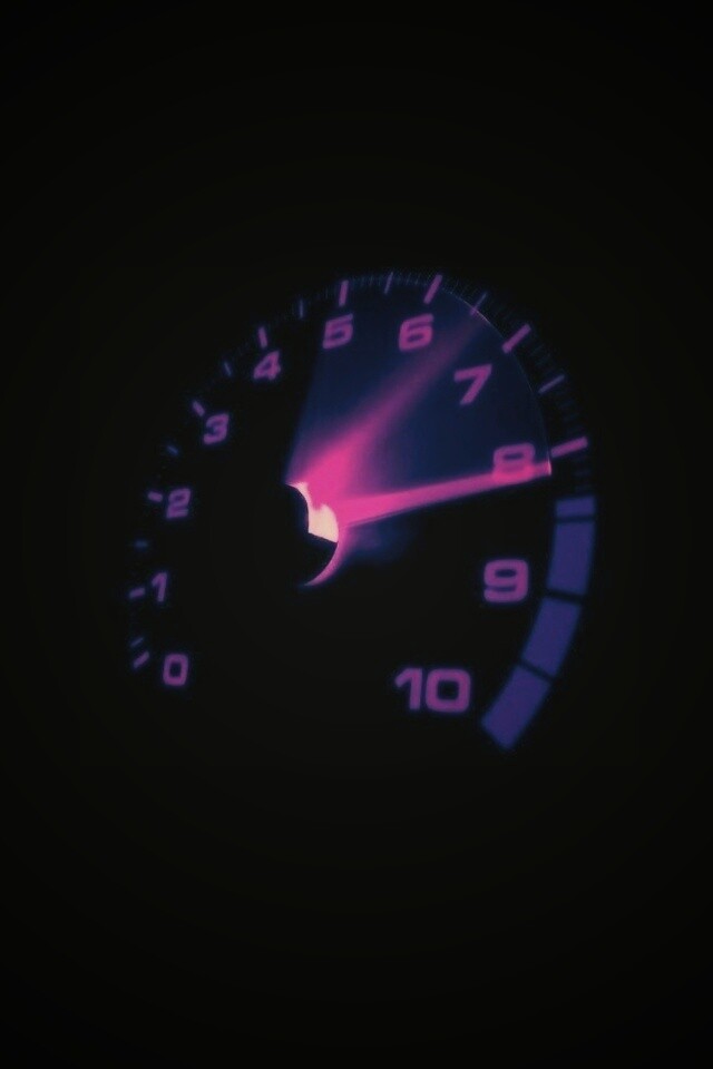 Стильный фиолетовый спидометр обои