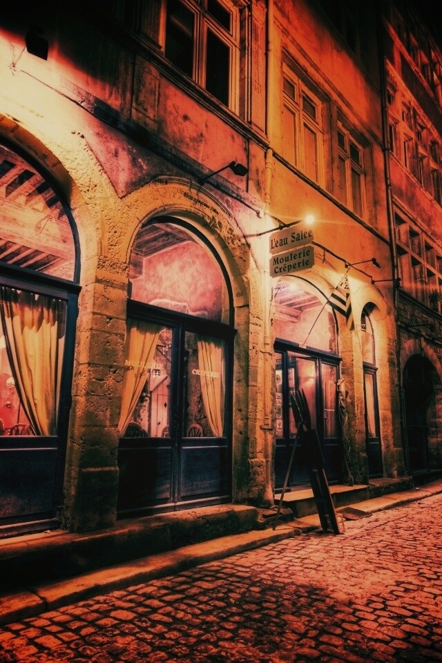 Ночная улочка обои