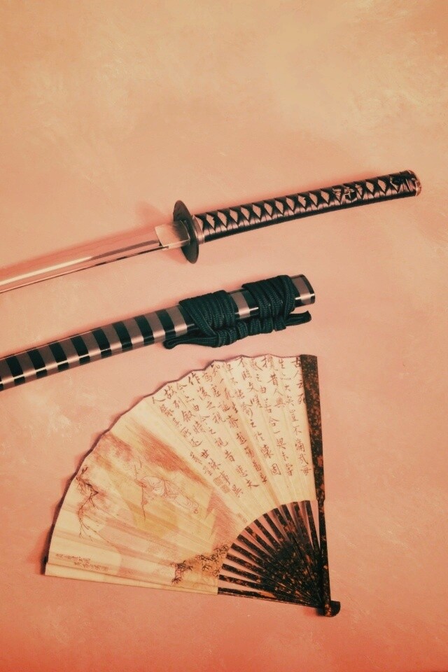Катана и веер обои