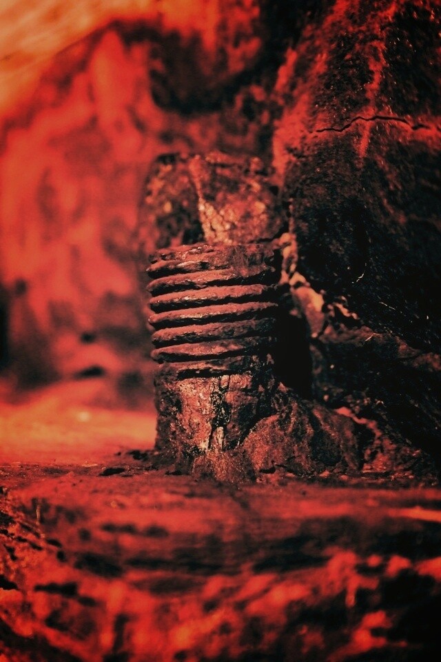 Проржавевшие болты обои