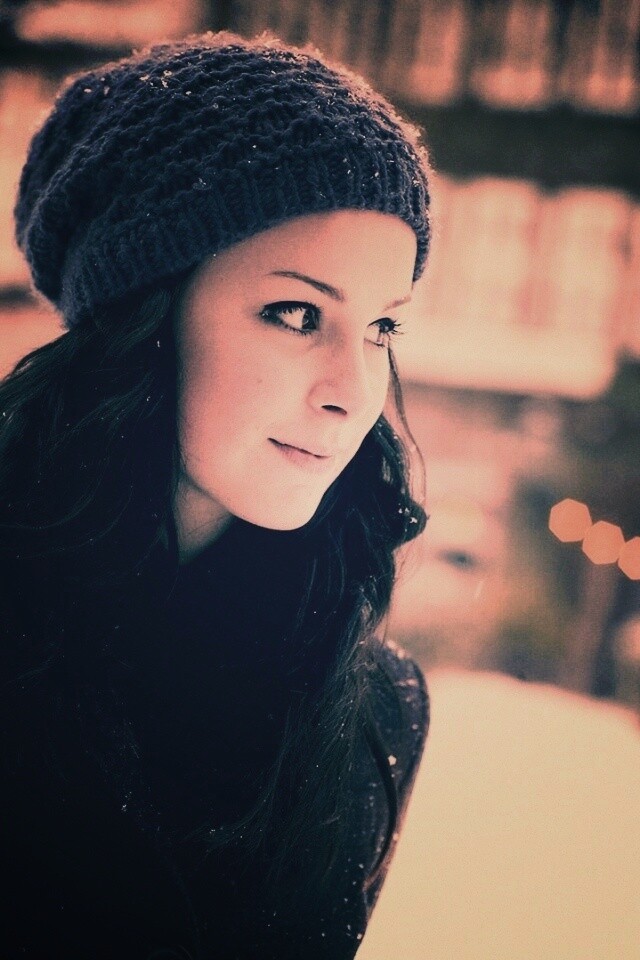 Девушка зимой обои