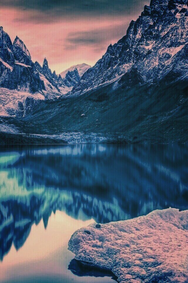 Горное озеро обои