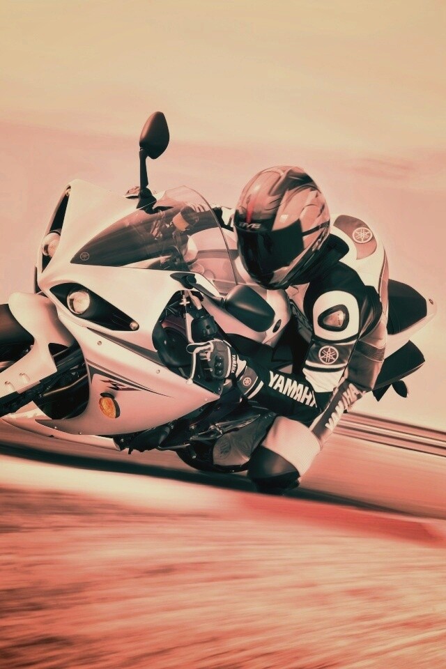 Человек на мотоцикле обои