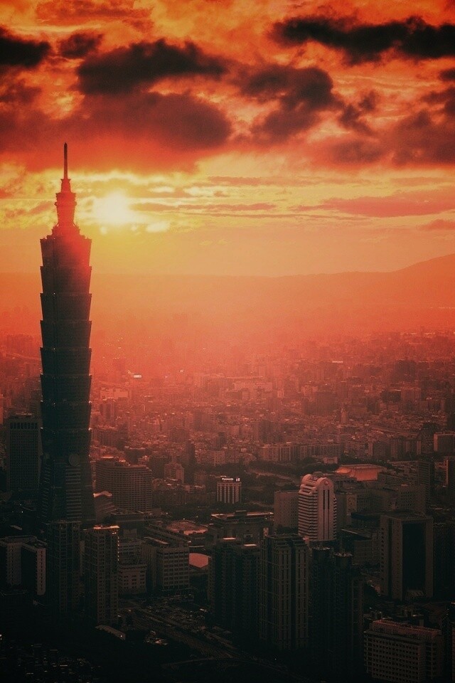 Башня на закате обои