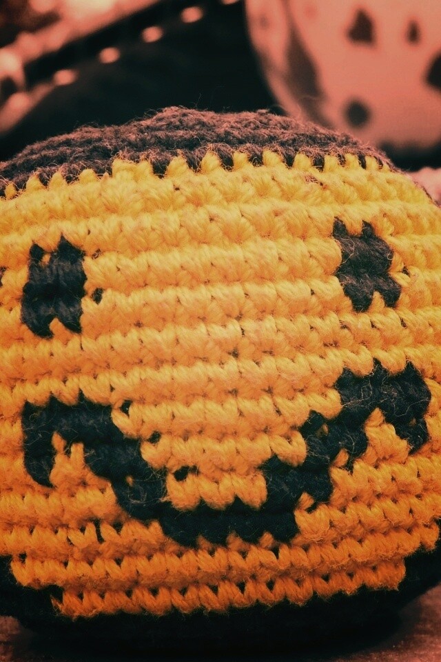 Вязанный смайлик обои