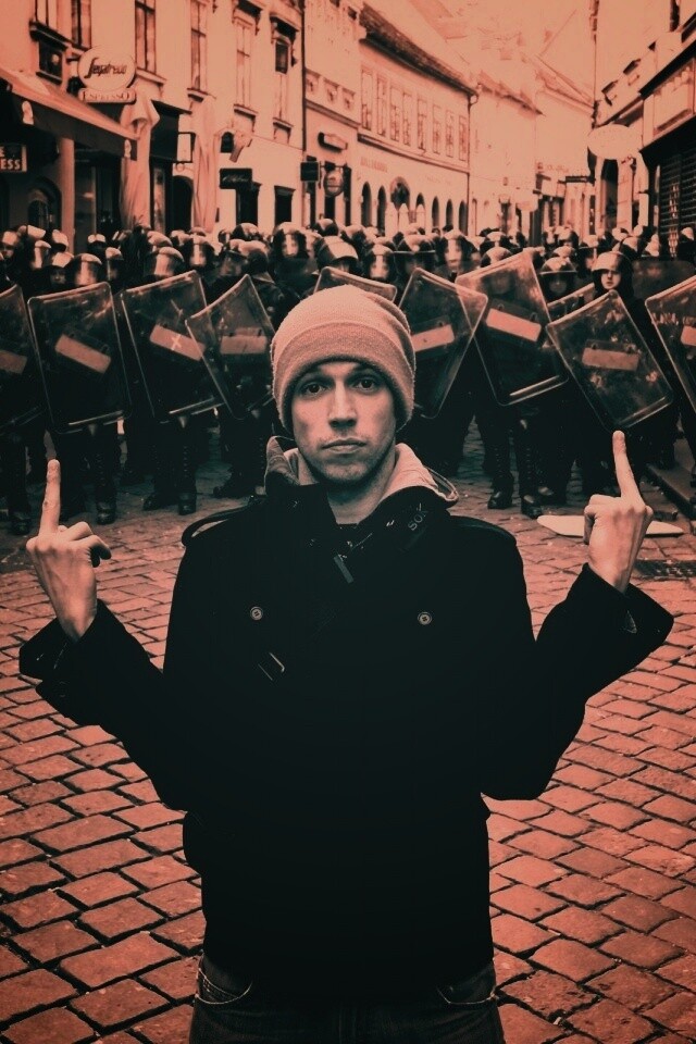 Против системы обои