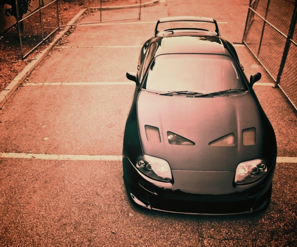 Мощный автомобиль обои