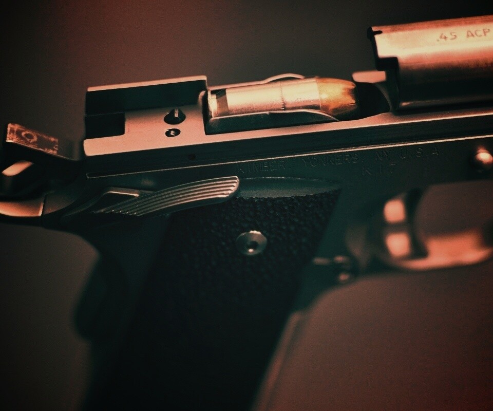 Разобранный пистолет обои