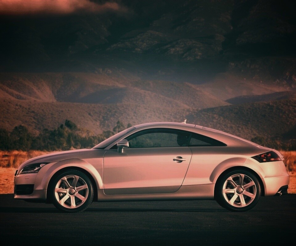 Трехдверный ауди обои