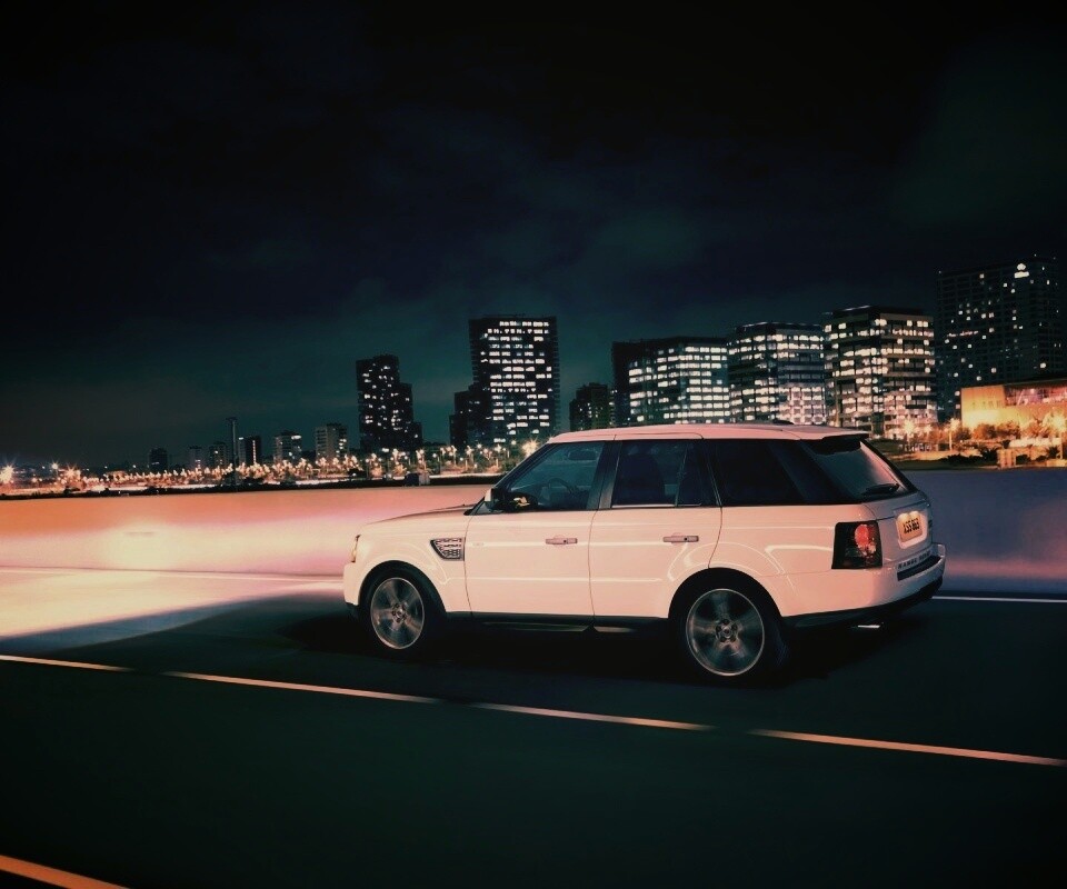 Белый Лэнд Ровер обои