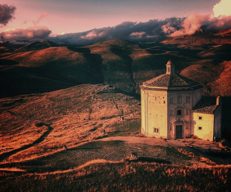 Церковь в Италии обои