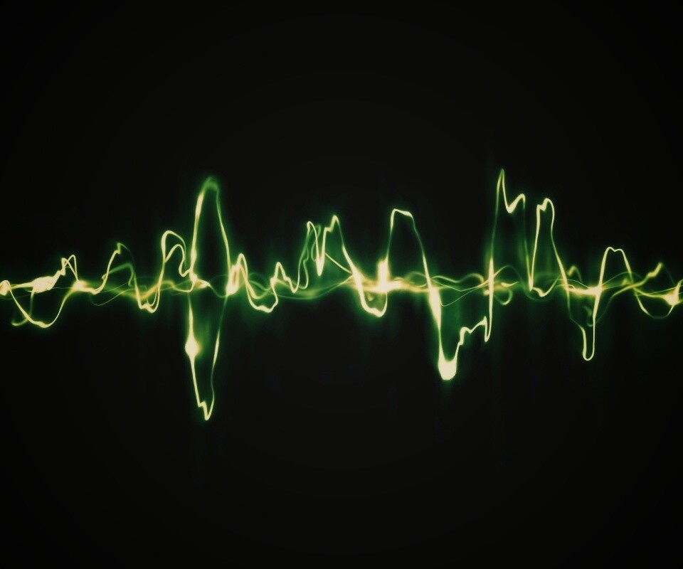 Зеленая пульсирующая волна обои