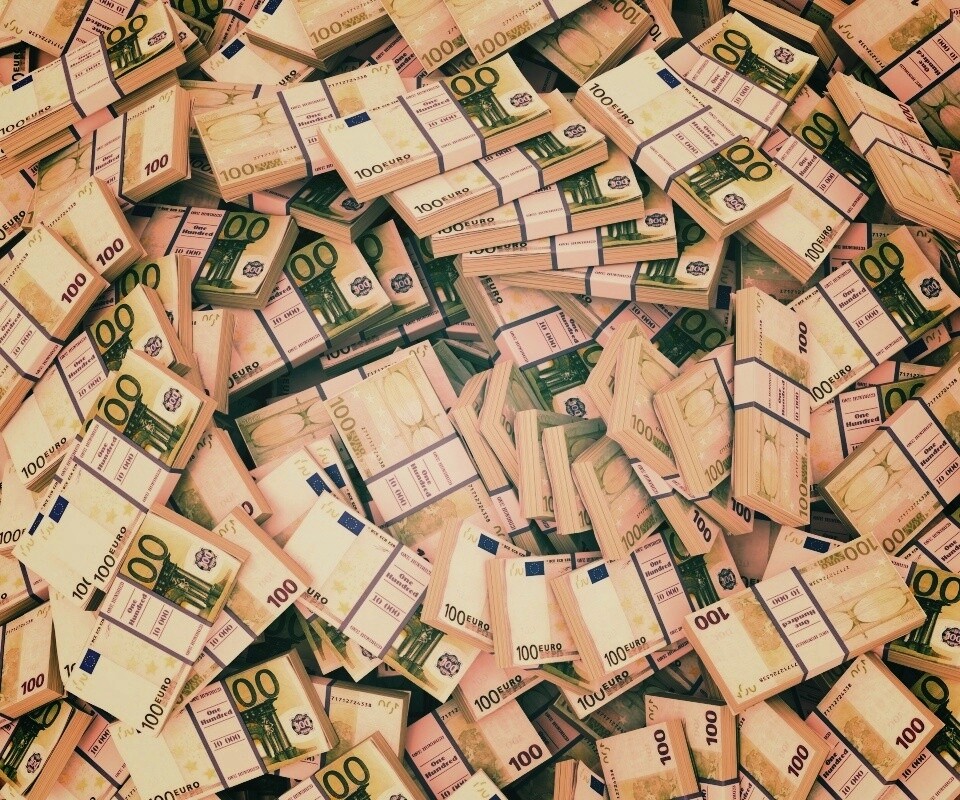 Куча валюты обои