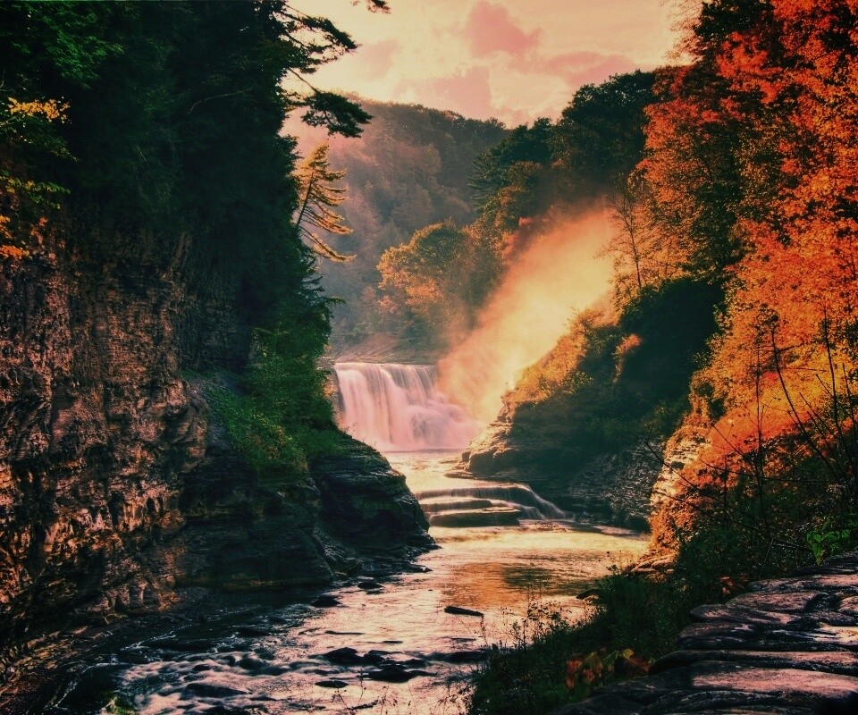 Скалистый водопад обои