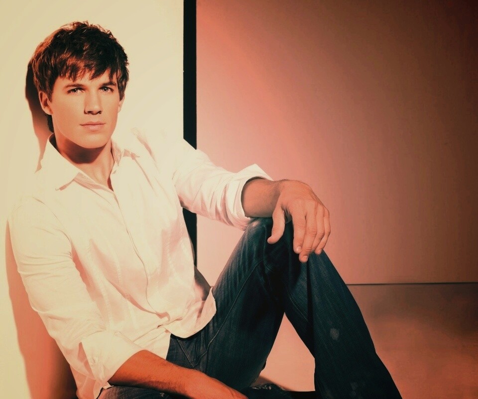 Красавчик обои