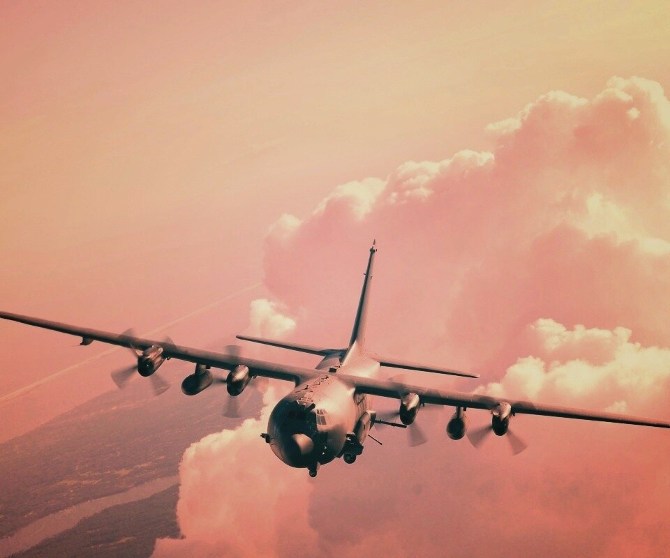 Самолет АС-130 обои