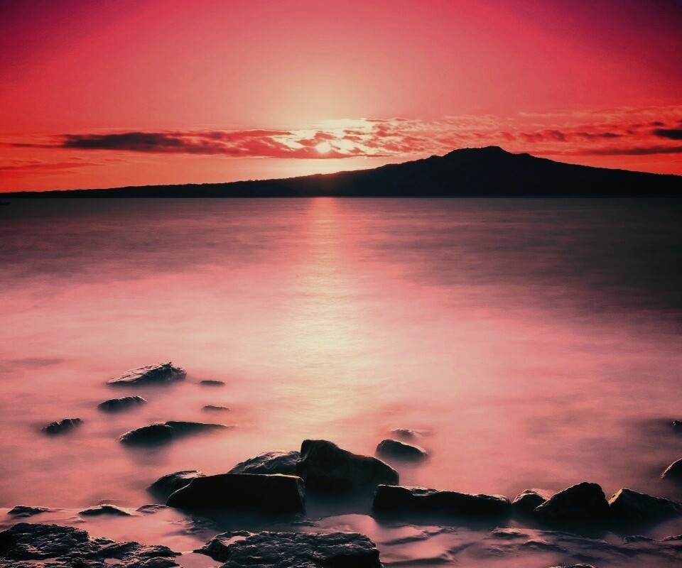 Восход над озером обои