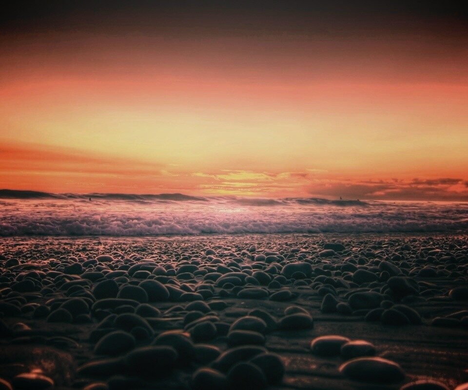 Каменистый пляж обои