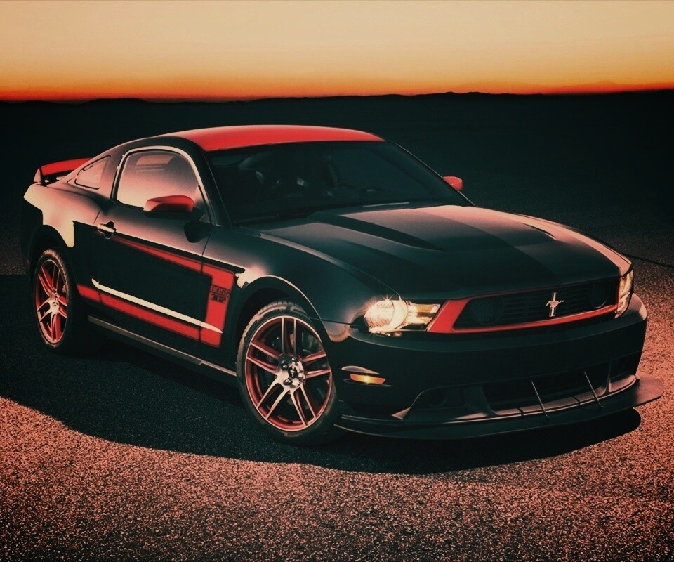 Черный Форд Мустанг с красными полосами обои