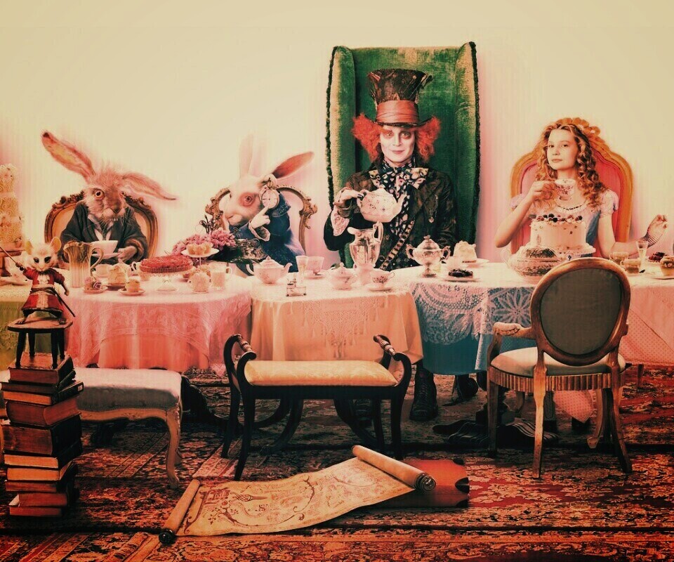Чай в стране чудес обои
