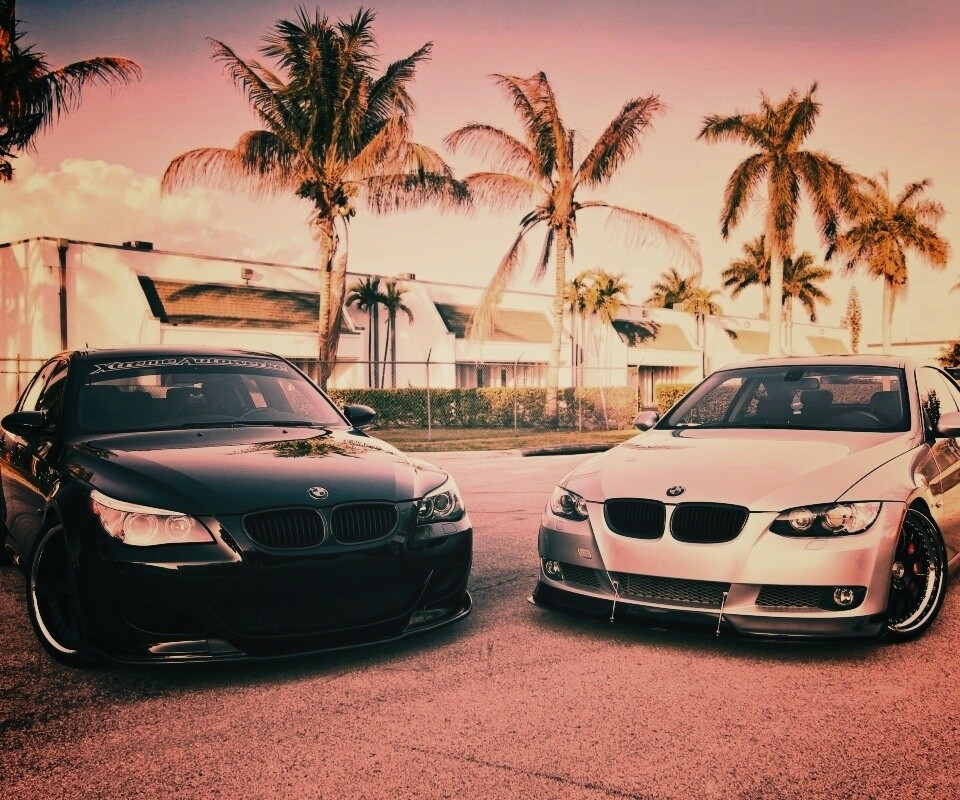 Чёрный и серебристый BMW обои