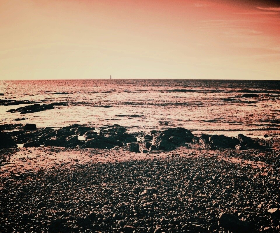 Чёрно-белое фото побережья обои