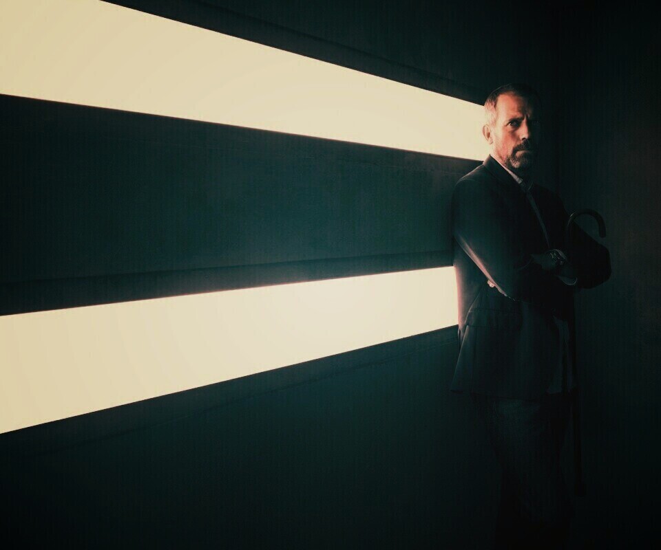 Хаус в лаборатории обои