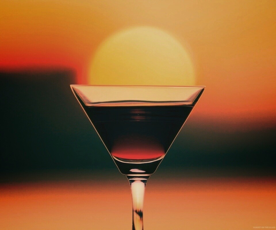 Солнце в бокале обои