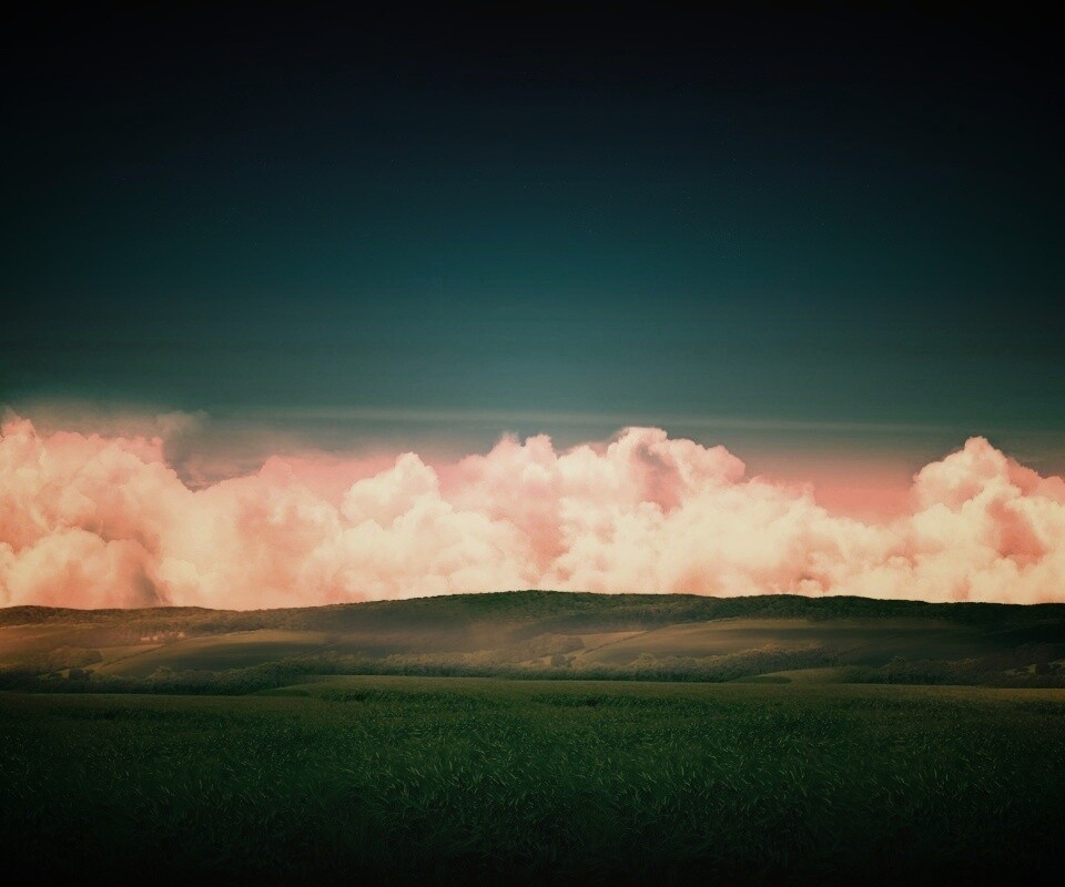 Облака у самой земли обои