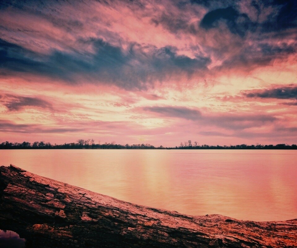 Закат на озере обои