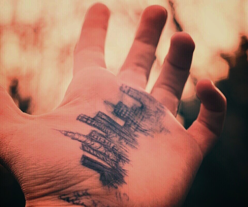 Город на ладони обои