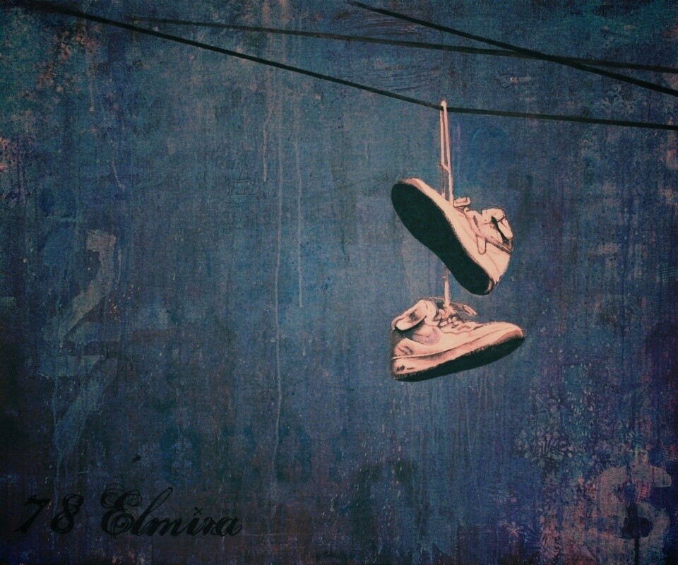 Кросовки на проводе обои