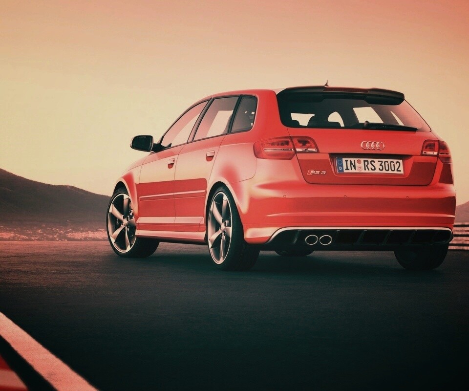 Audi модели RS3 сзади обои