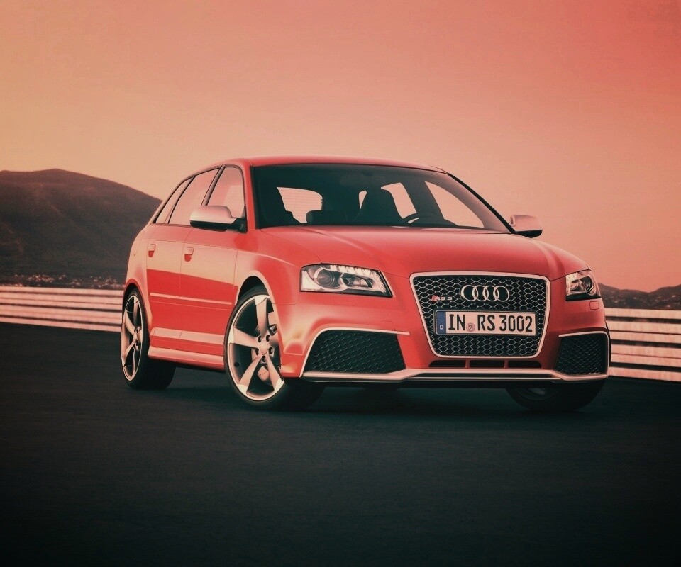 Красная Audi RS3 спереди обои