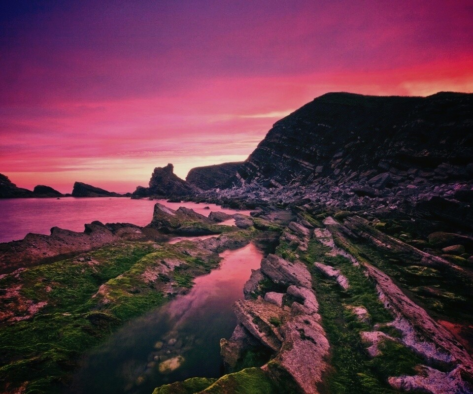 Скалистый берег обои