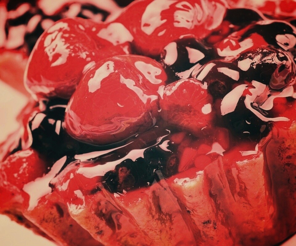 Восхитительная корзиночка с фруктами обои