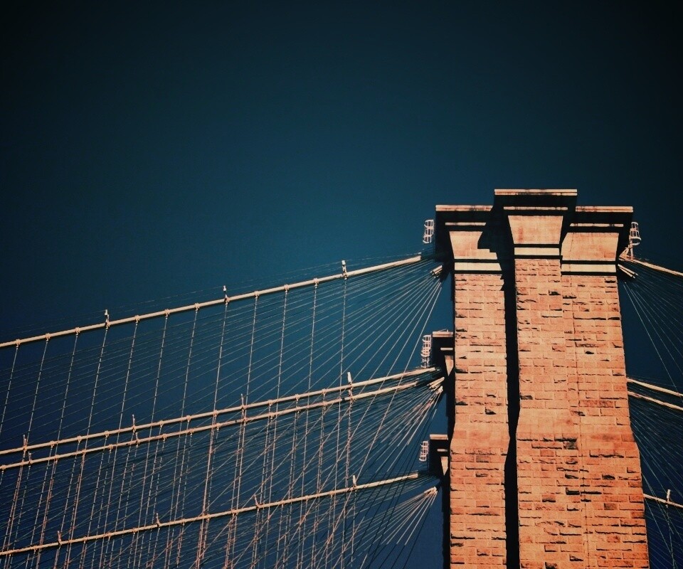 Одна из арок Бруклинского Моста обои