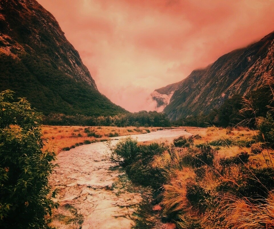 Горная река обои