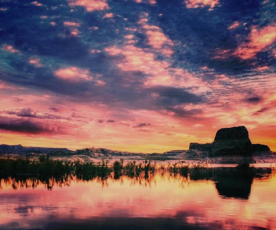 Горное озеро обои