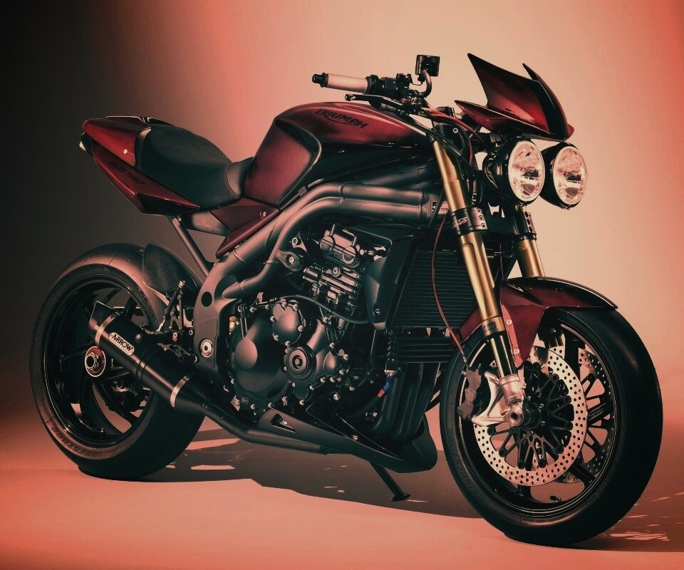 Мотоцикл в фотостудии обои