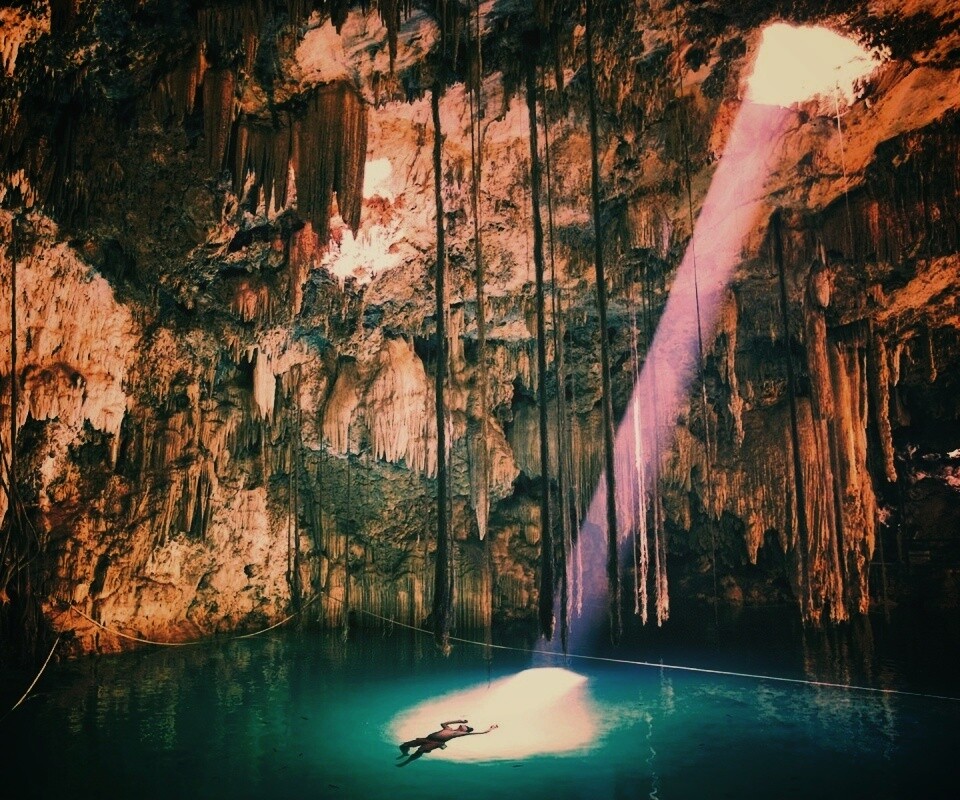 Пещера сталактитов обои