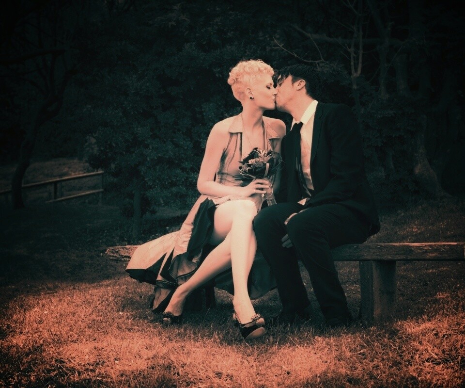 Поцелуй обои